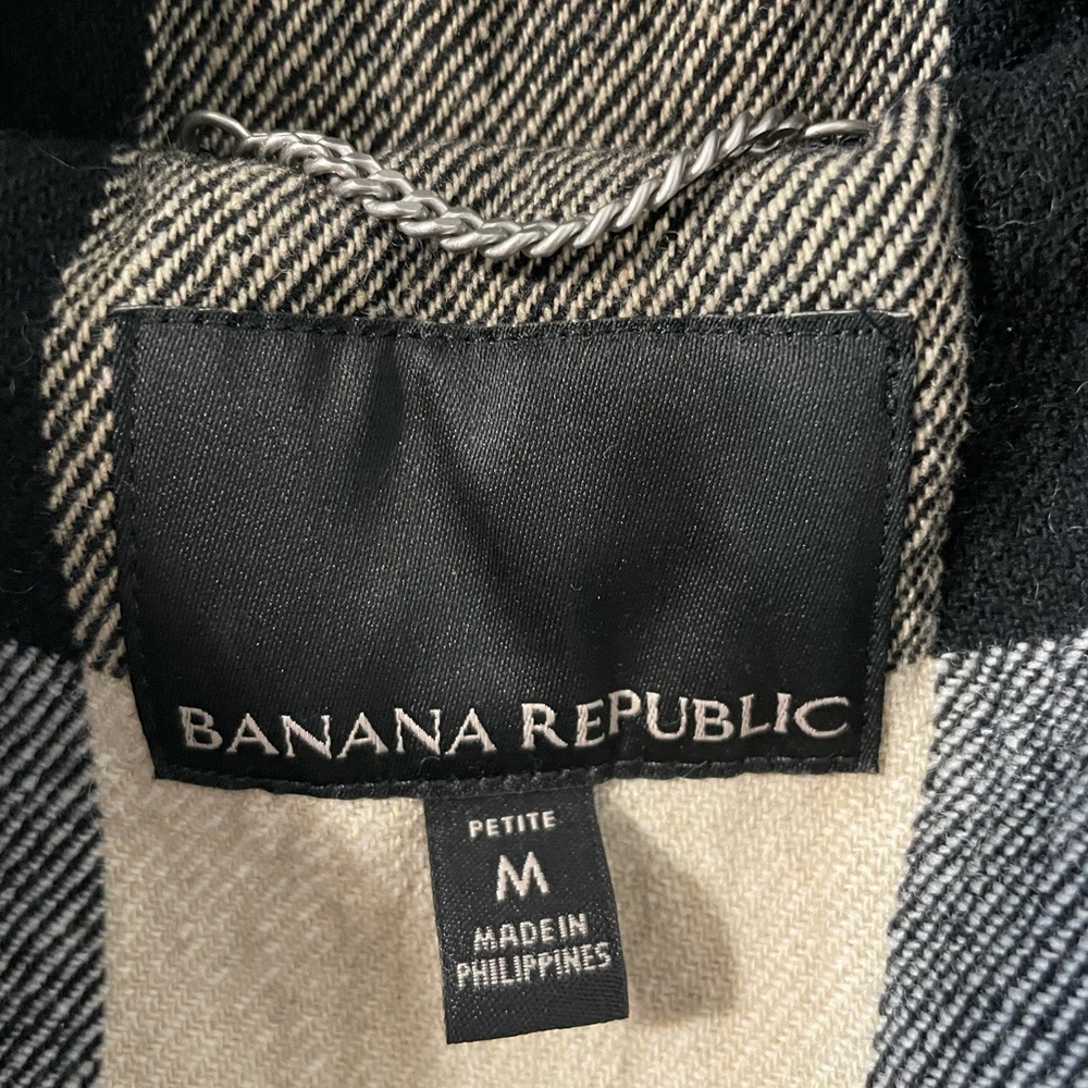 Banana Republic NWT Italian Double-Faced Wool Buffalo Plaid Trench Coat Sz Med P - Picture 2 of 15
